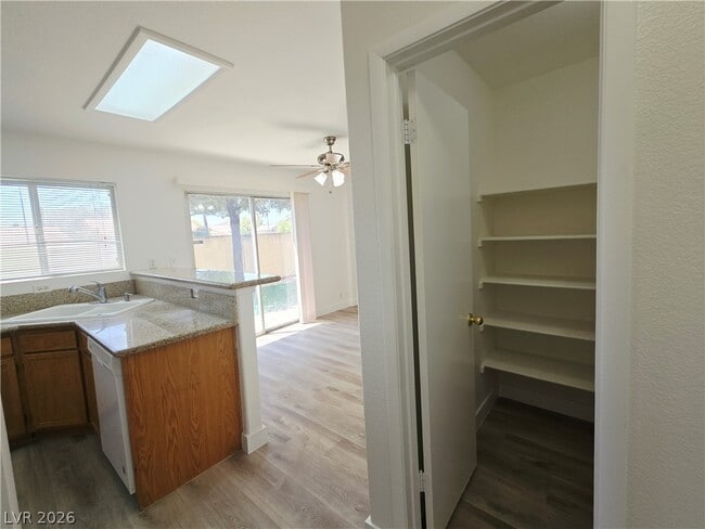 Building Photo - 7201 Scenic Desert Ct