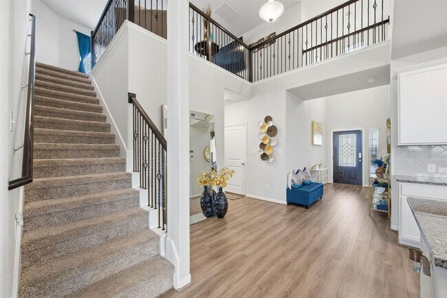 Building Photo - 5928 Agostino Dr