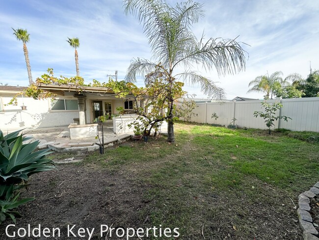 Building Photo - Move-in ready single-level home in Oceanside!