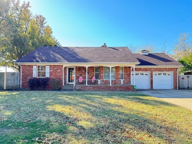Primary Photo - 6105 Belle Dr