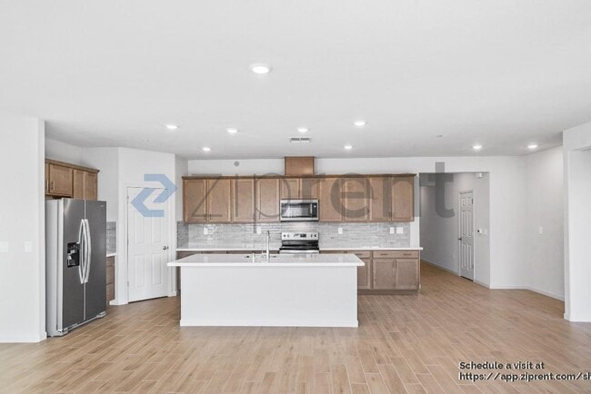 Building Photo - 1797 Eagle River Ave