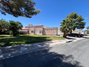Building Photo - Beautifully Renovated 3-bedroom Home for Rent