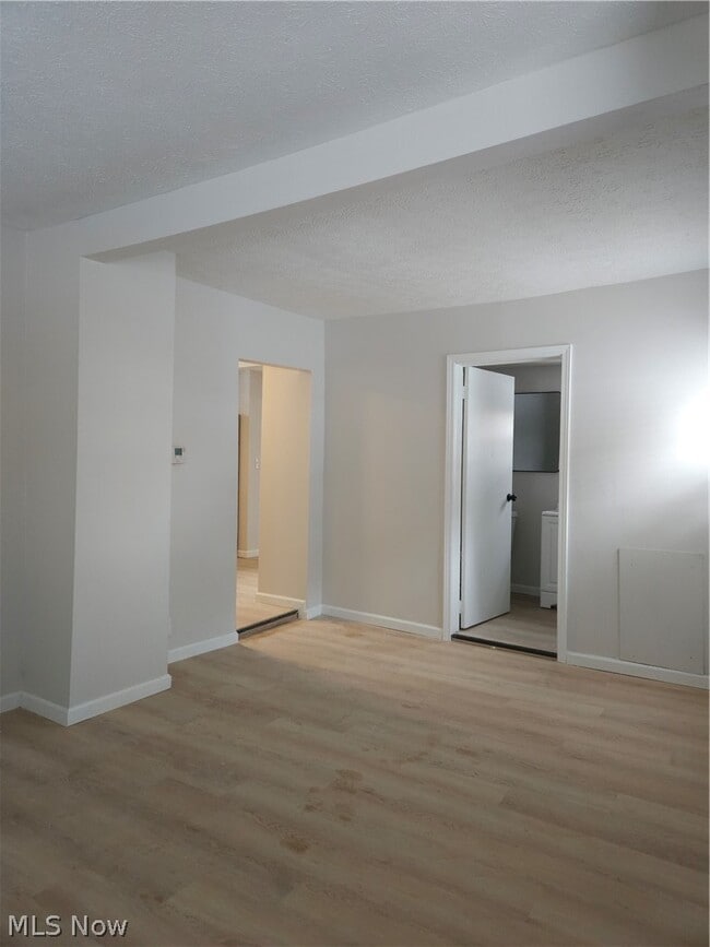 Building Photo - 2430 Talbot St