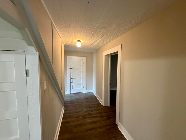 Building Photo - 807 2nd Ave N