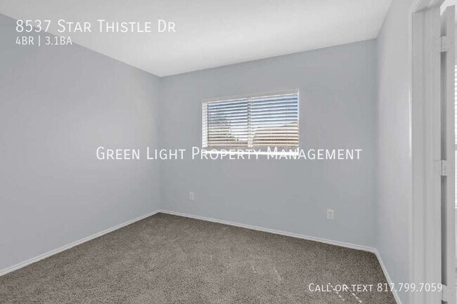 Building Photo - 8537 Star Thistle Dr