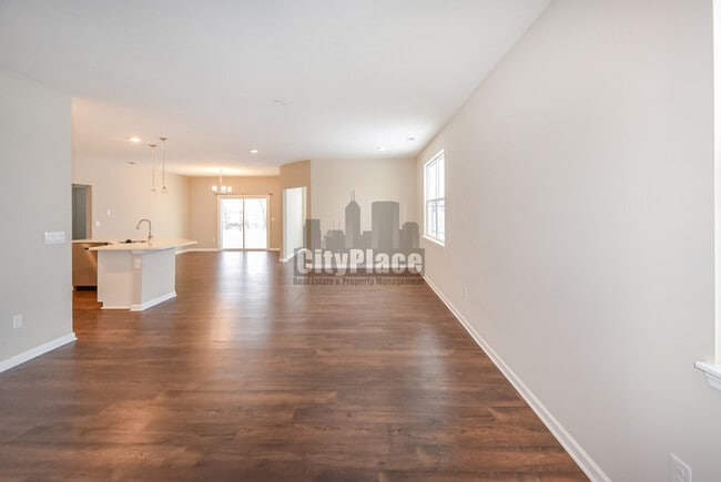 Building Photo - 1723 S Centennial Ave