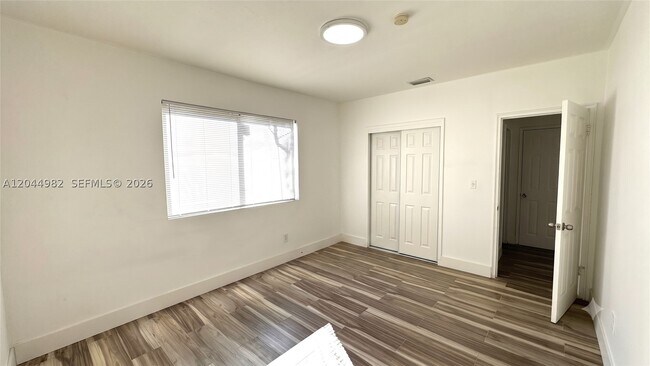 Building Photo - 120 NE 55th St