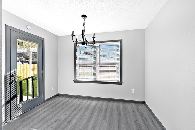 Building Photo - 4406 Edison St