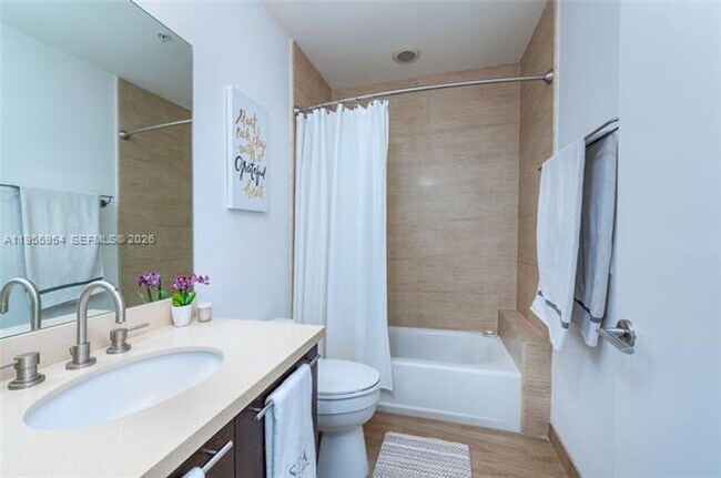 Building Photo - 7928 East Dr