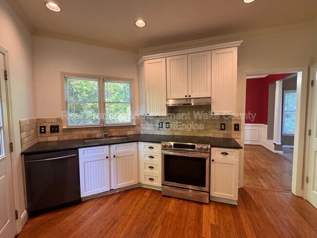 Building Photo - 102 Powder Mill Ct
