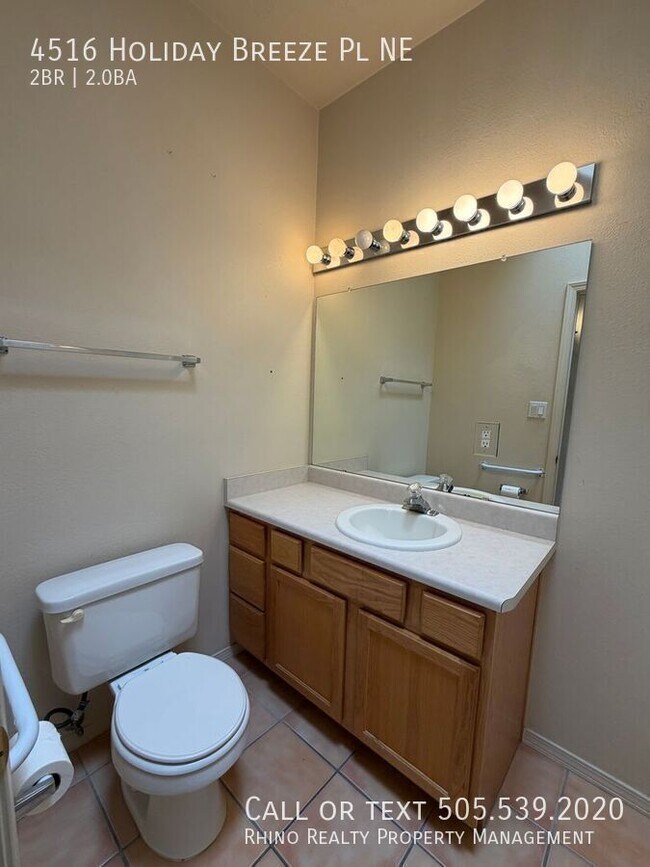 Building Photo - 4516 Holiday Breeze Pl NE