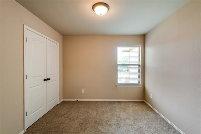 Building Photo - 2515 Sedona St