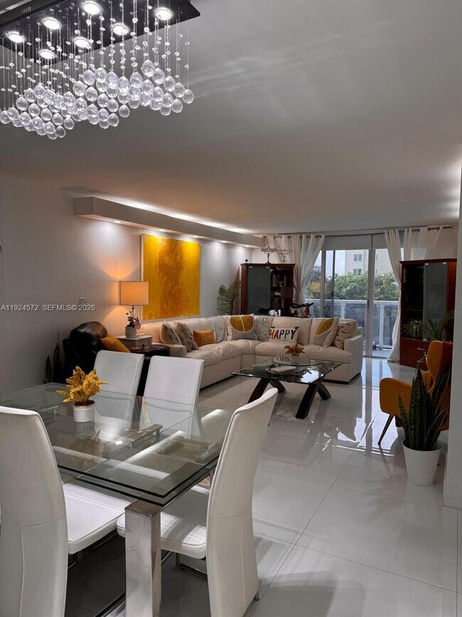 Building Photo - 3800 S Ocean Dr