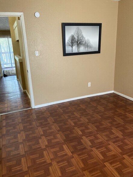 The bedroom with walking closet - 5220 Tahoe Trl