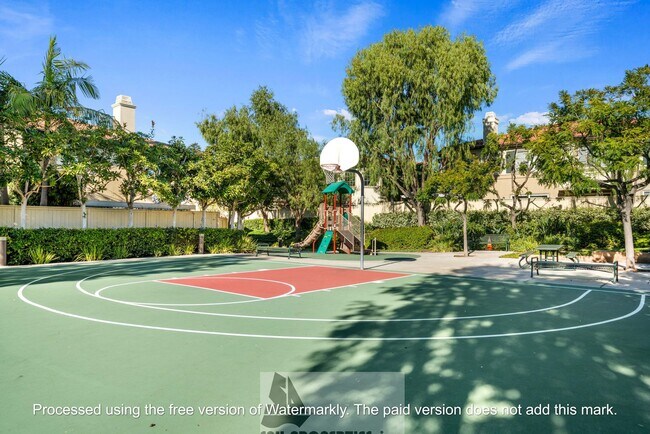 Building Photo - Welcome to this stunning 2-bedroom condo in gated community