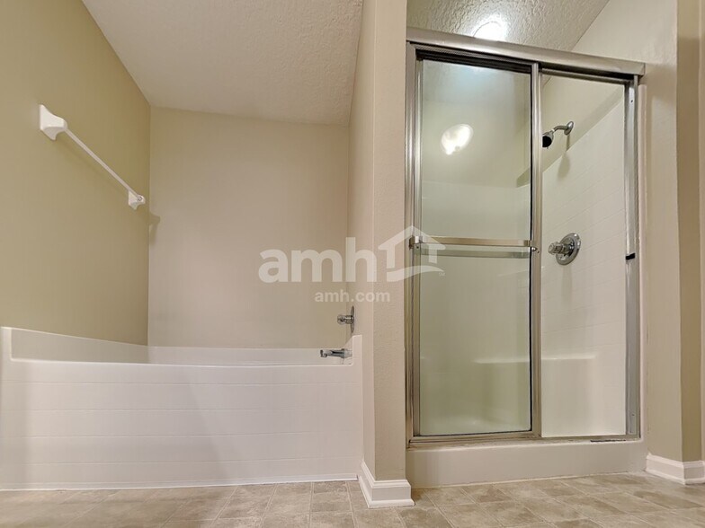 Building Photo - 117 Marisco Way