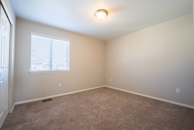 Building Photo - 5314 Osbourne Dr