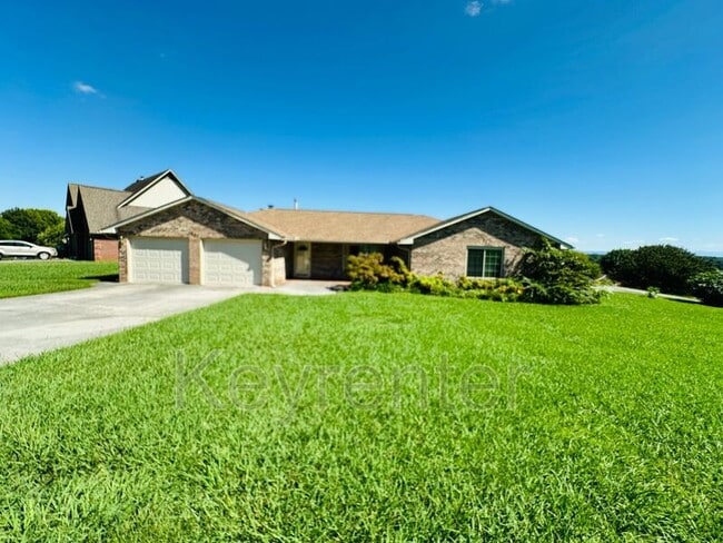Building Photo - 857 Spinnaker Rd
