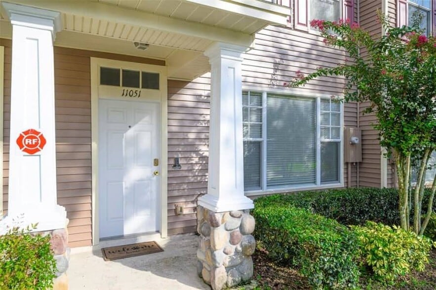 Building Photo - 11051 Black Swan Ct