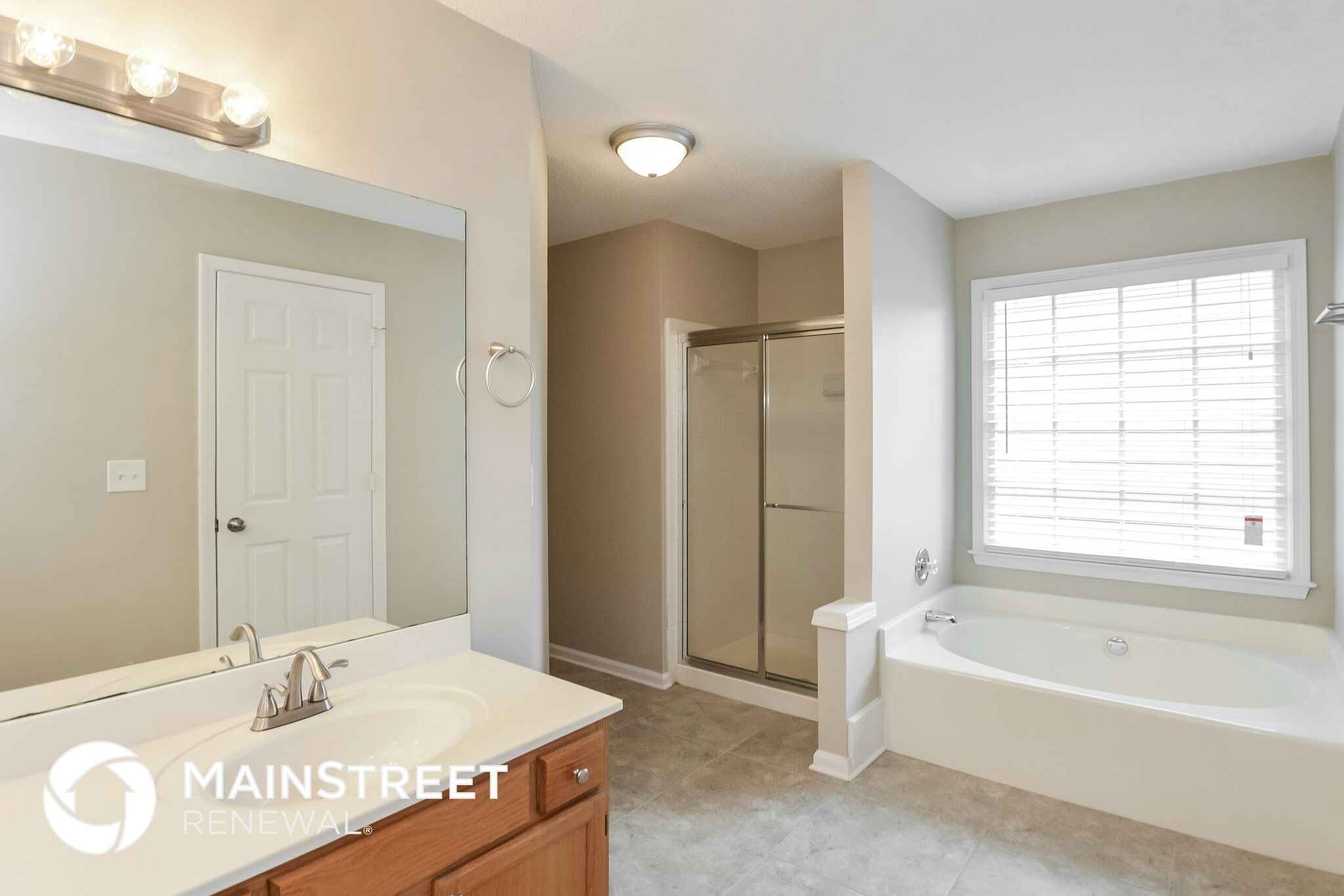 Building Photo - 2970 Binghampton Ln