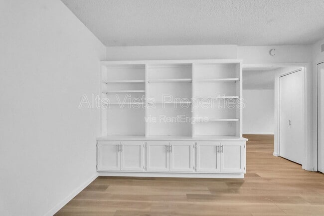 Building Photo - 2229 Camino Preciosa Sur