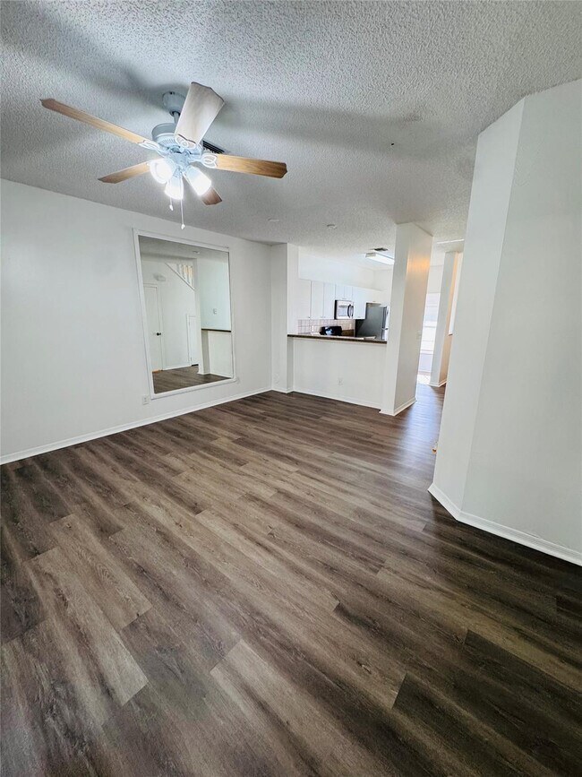 Building Photo - 12113 SW 2nd St