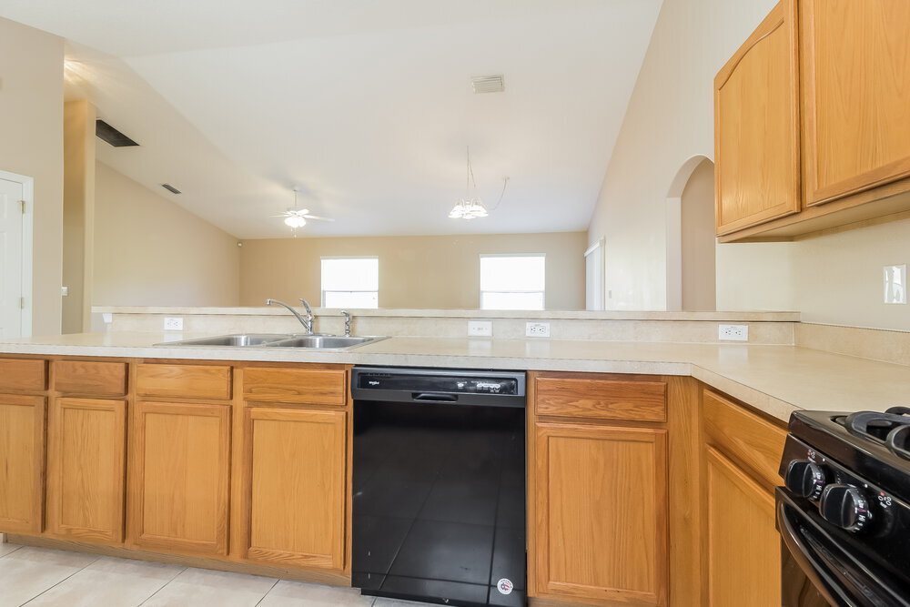 Building Photo - 13013 Baybrook Ln