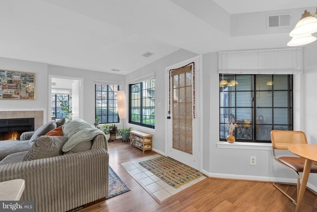 Building Photo - 6011 Curtier Dr