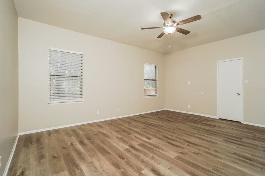 Building Photo - 3438 Maitland