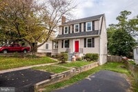 Building Photo - 611 Hilltop Rd
