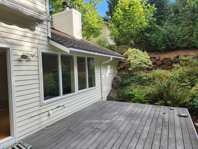 Building Photo - 4227 212th Ave NE