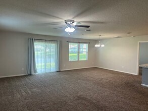 Building Photo - Charming 3bd/2ba Home! Must See!