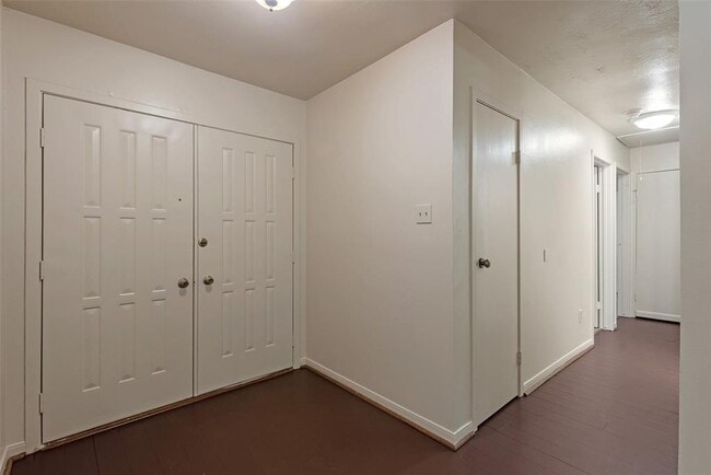 Building Photo - 1 Bellbird Ct