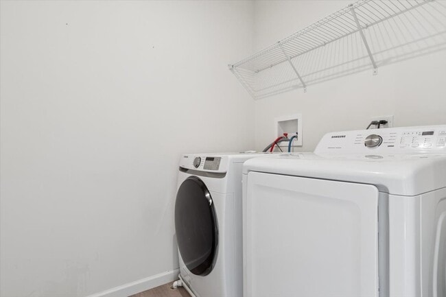 Building Photo - 2206 Weatherbee Ln
