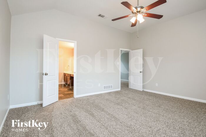 Building Photo - 436 Sugar Mill Dr