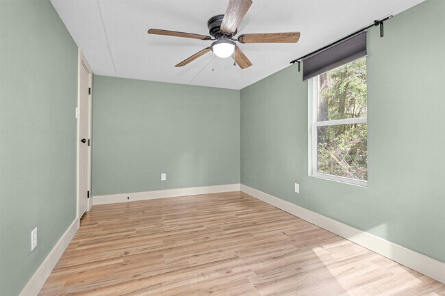 Building Photo - 5500 Penny Rd