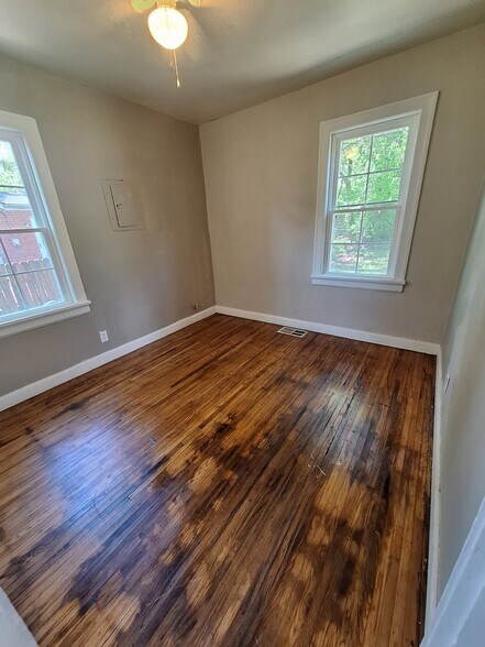 Building Photo - 1513 Aletha Dr