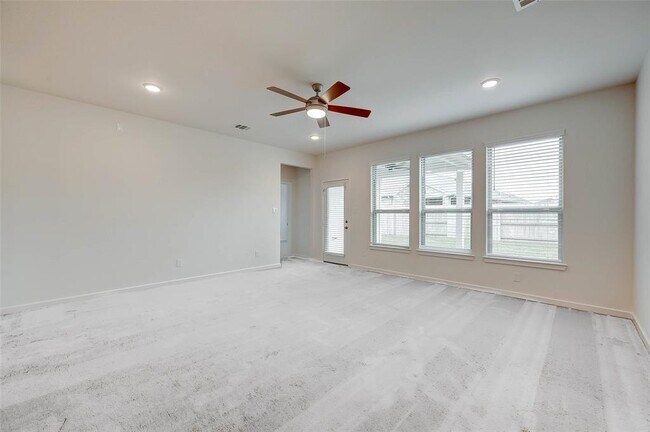 Building Photo - 18822 Fulvetta Haven Way
