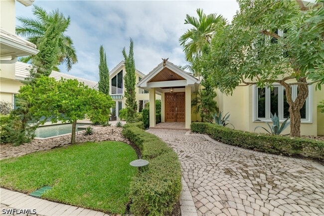 Building Photo - 883 Galleon Dr
