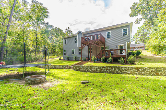 Building Photo - 55 Bridle Path Cir