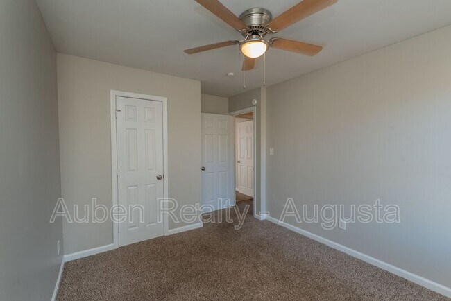 Building Photo - 3609 Stanton Ct