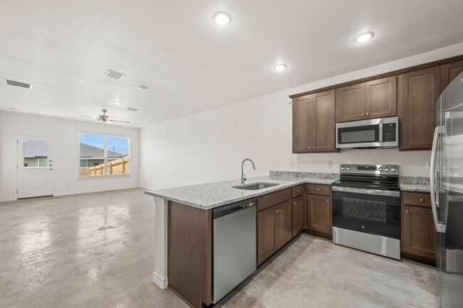 Building Photo - 3903 Sugar Hackberry Trl