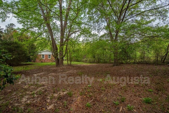 Building Photo - 2416 Barton Chapel Rd