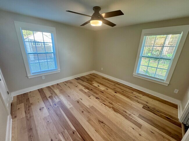 Building Photo - 511 Liberty St