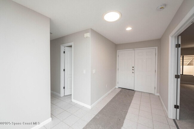 Building Photo - 1326 Cherry Hills Rd NE