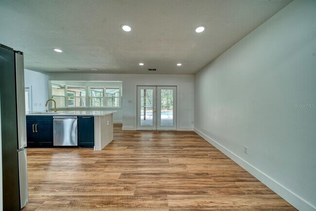 Building Photo - 1542 Sugarwood Cir