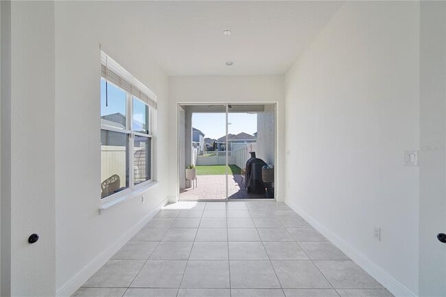 Building Photo - 15419 Uglis Aly