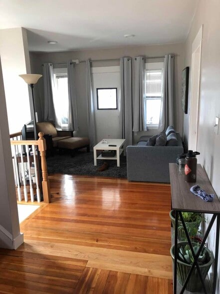 Living room - 104 Bowdoin St