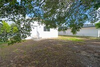 Building Photo - 667 NW 14th St