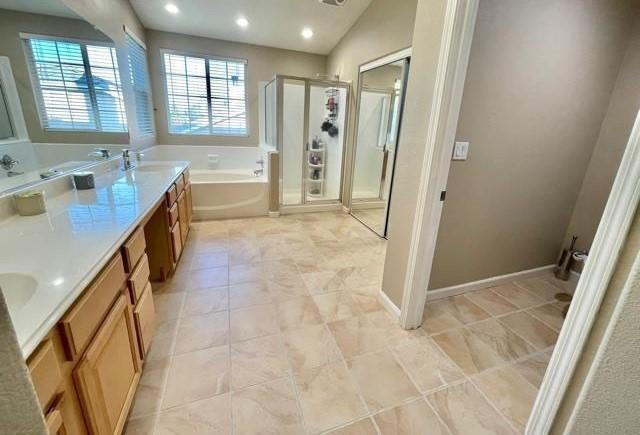 Building Photo - 709 Thompsons Dr